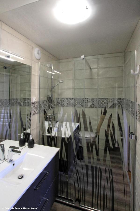 Au Fil Du Temps Bed & Breakfast Fougerolles-Saint-Valbert Exterior photo
