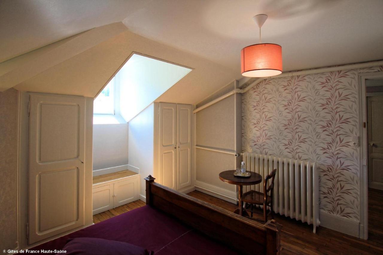 Au Fil Du Temps Bed & Breakfast Fougerolles-Saint-Valbert Exterior photo