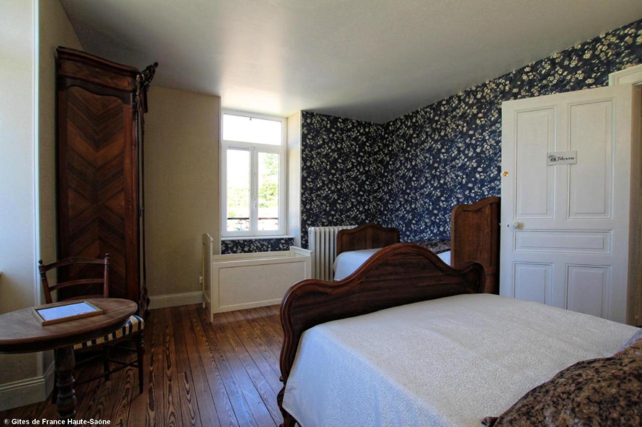 Au Fil Du Temps Bed & Breakfast Fougerolles-Saint-Valbert Exterior photo